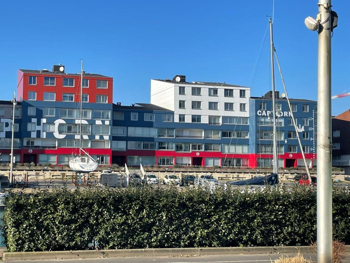 Apartment L'escale Ensoleillee, 2 Pieces Sur Le Port Proche Juno *